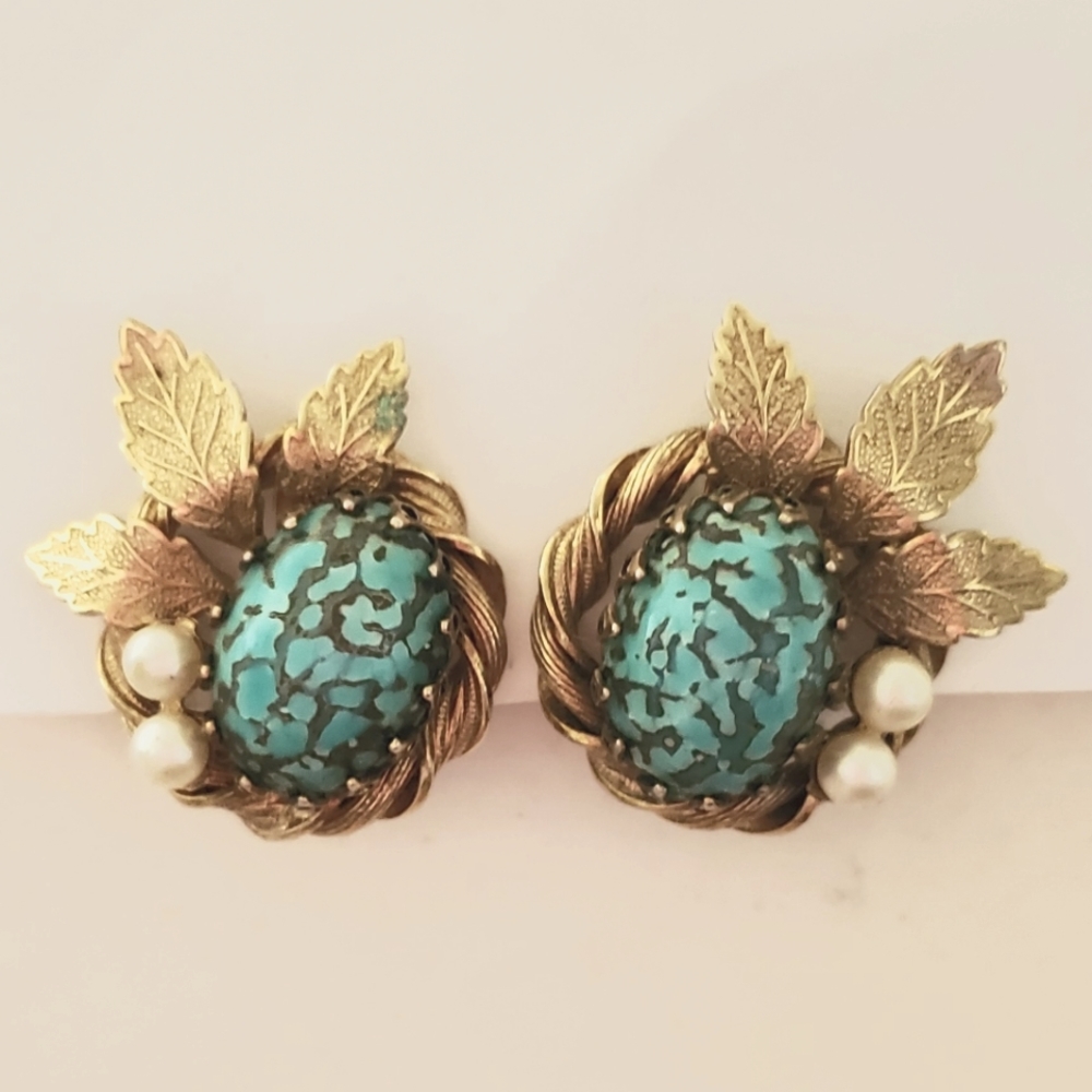 Turquoise clip earrings Vintage